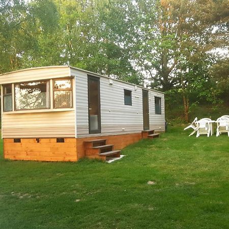 Camping De La Reuille Flere-la-Riviere Eksteriør bilde