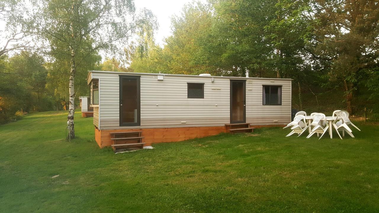 Camping De La Reuille Flere-la-Riviere Eksteriør bilde