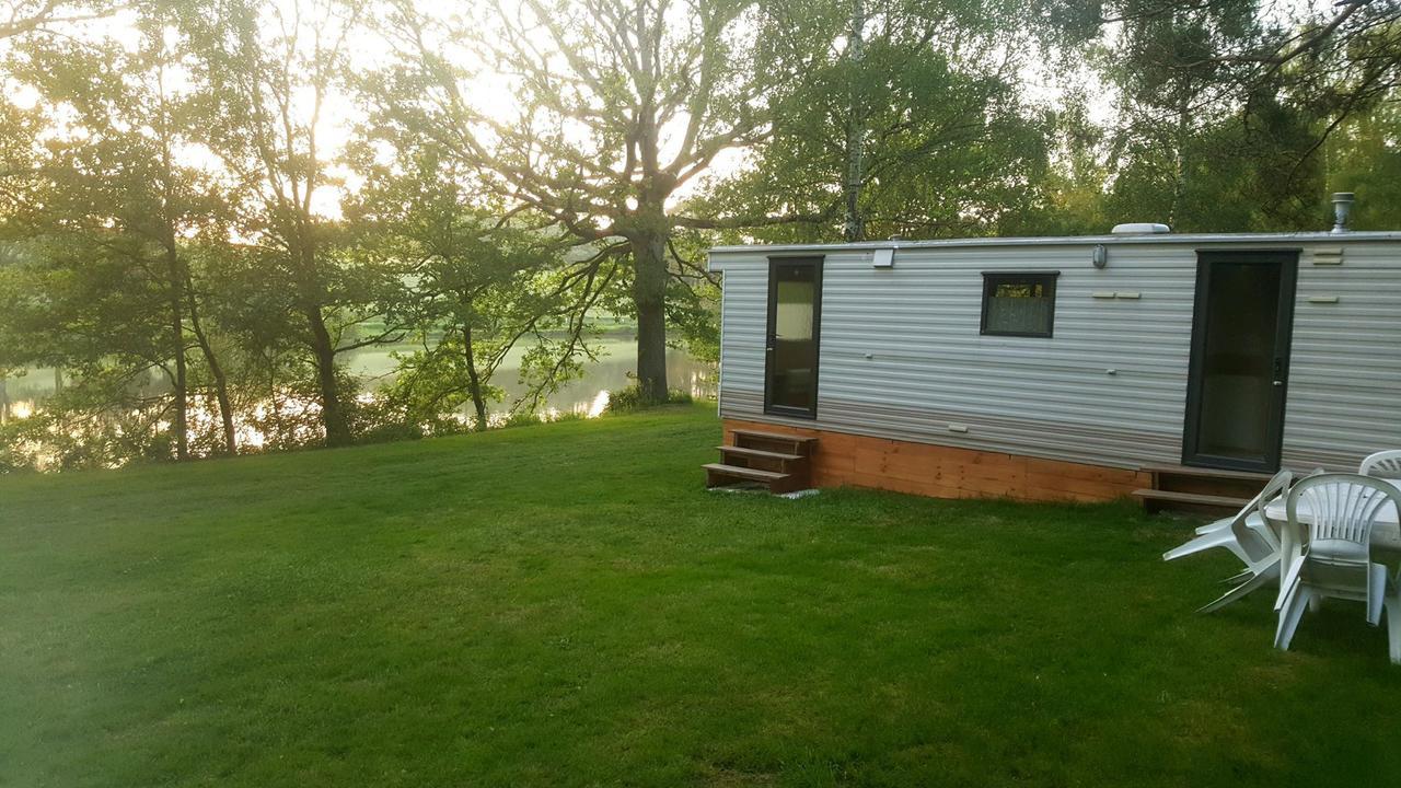 Camping De La Reuille Flere-la-Riviere Eksteriør bilde